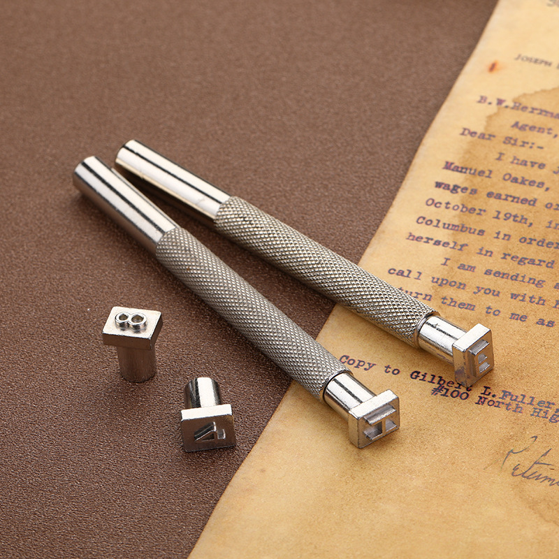 Leather Hand Stamping Stick Ma - огляд і ціна Leather Works Belt